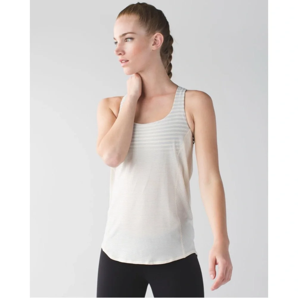 Lululemon Wild Tank Angel Wing/Narrow bold stripe black angel wing/alarming 6
